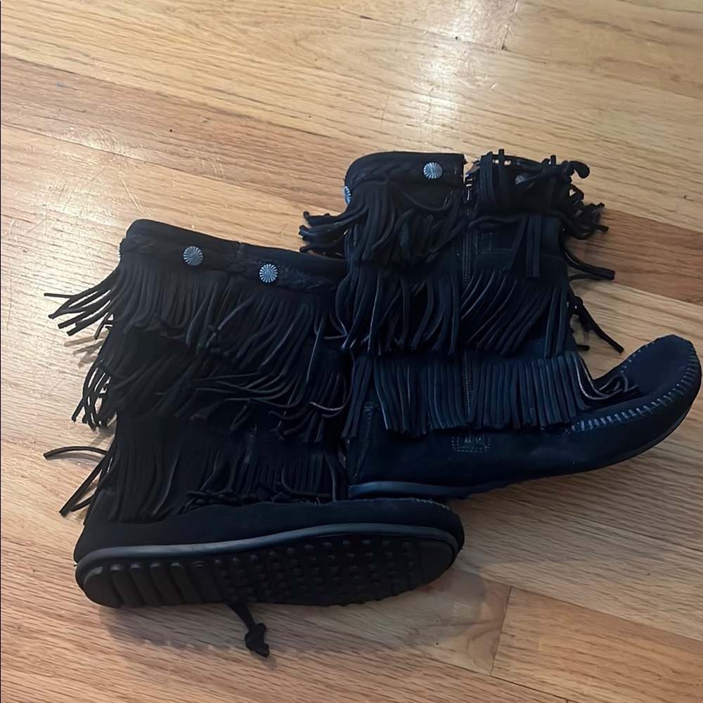 Minnetonka Black Fringed Kids Boots